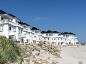 STRAND HUS